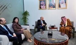 وزير الخارجية يصل إلى الرياض للمشاركة في الاجتماع بشأن سوريا